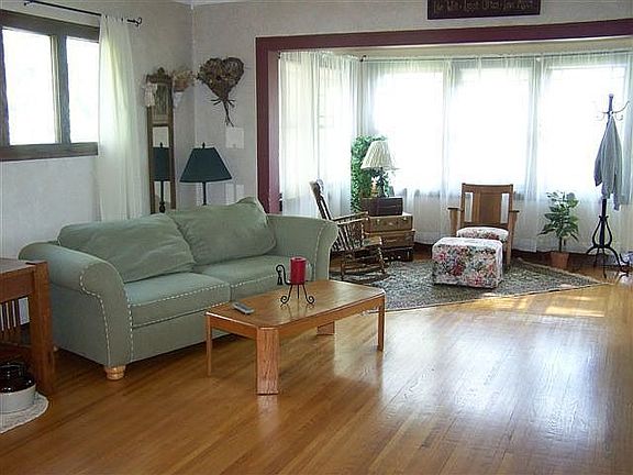 2nd image of 4333 Upper 291st St E