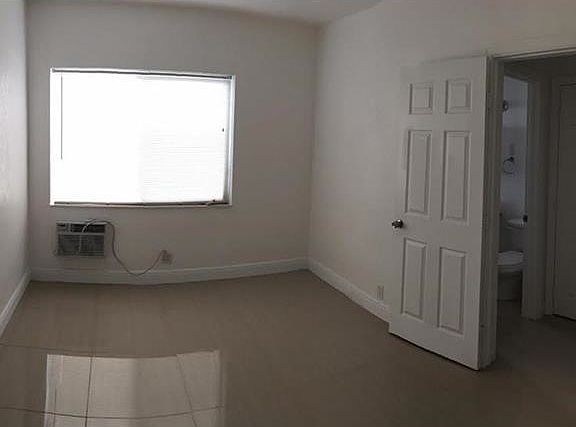 3rd image of 1110 Pennsylvania Ave APT 03