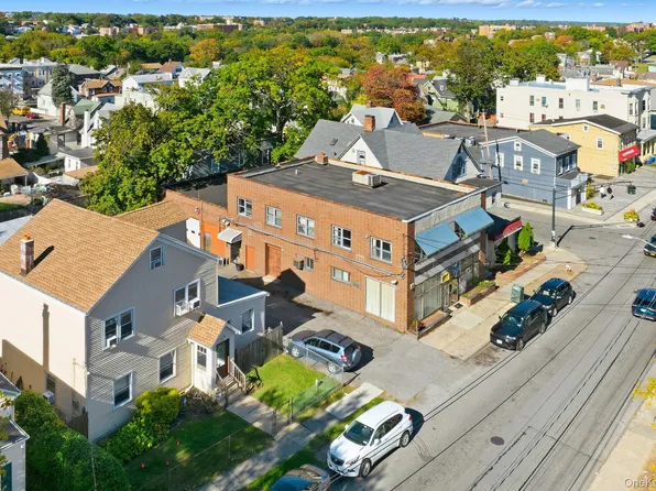 124 W Lincoln Avenue, Mount Vernon, NY 10550