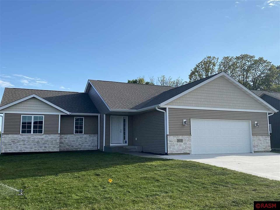1st image of 2033 Bluestem Dr