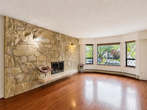 5th image of 6658 Randolph Ave