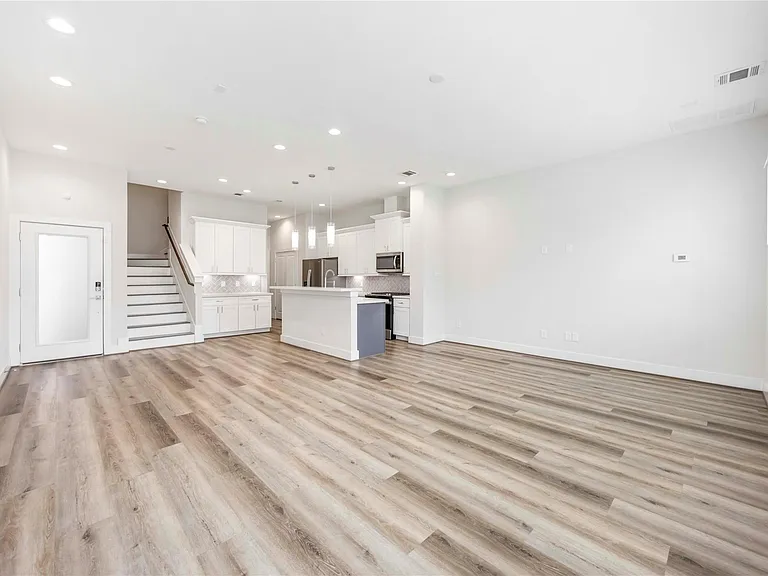 1411 Bigelow St — Photo 6