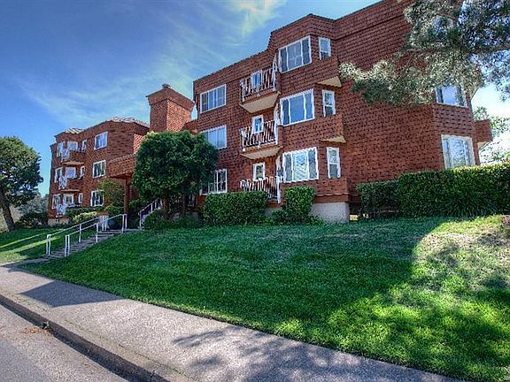 3rd image of 120 Seminary Drive