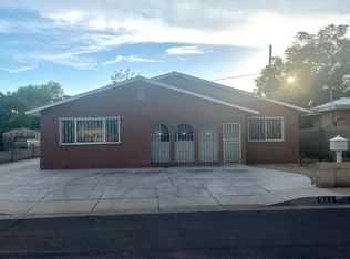 911 7th St SW, Albuquerque, NM 87102