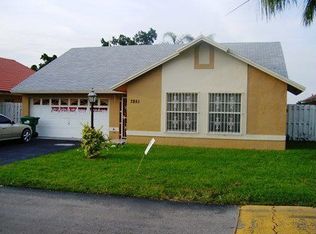 7851 NW 187th Ter, Hialeah, FL 33015