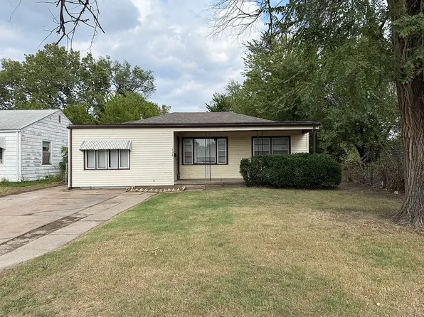 1726 N Ash Ave, Wichita, KS 67214