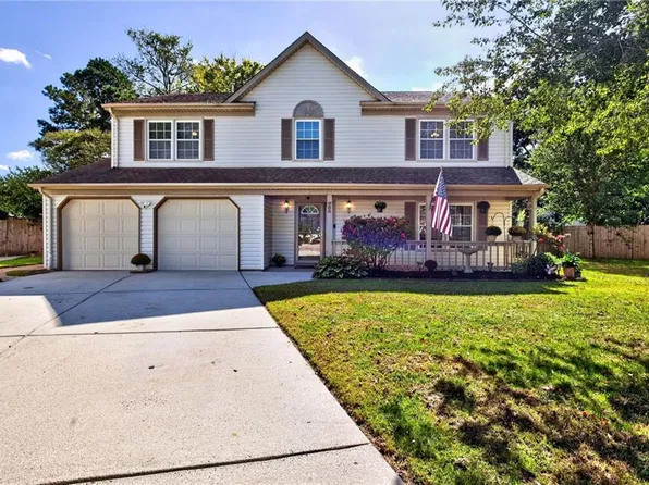 900 Roundtable Ct, Virginia Beach, VA 23464