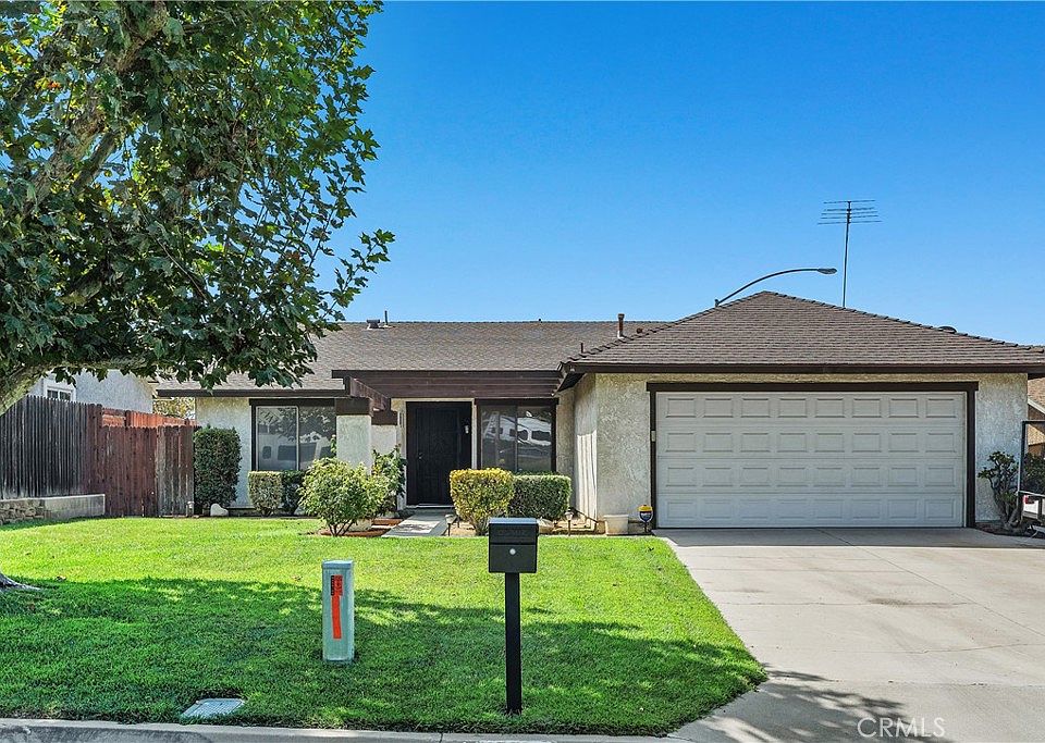 1st image of 7800 Maria Dr