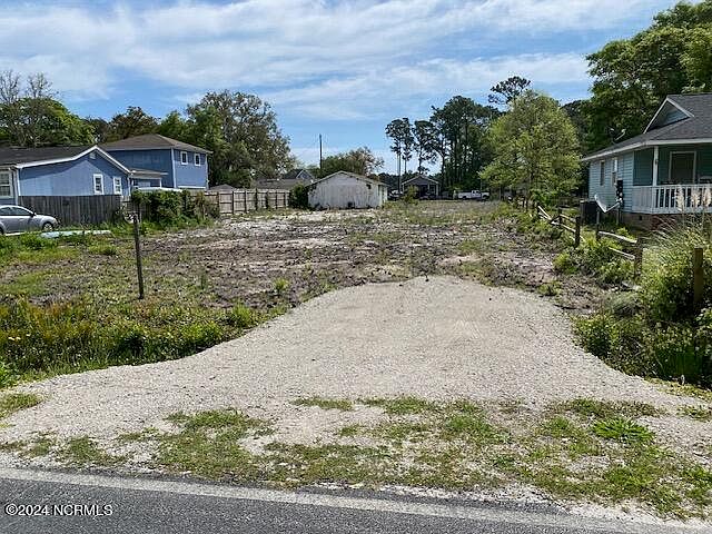 1st image of 2704 Craven Street SW