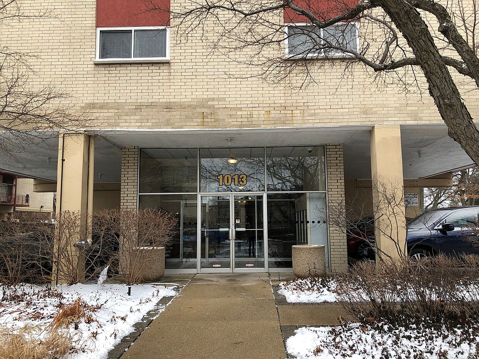 1st image of 1013 Des Plaines Ave APT 307