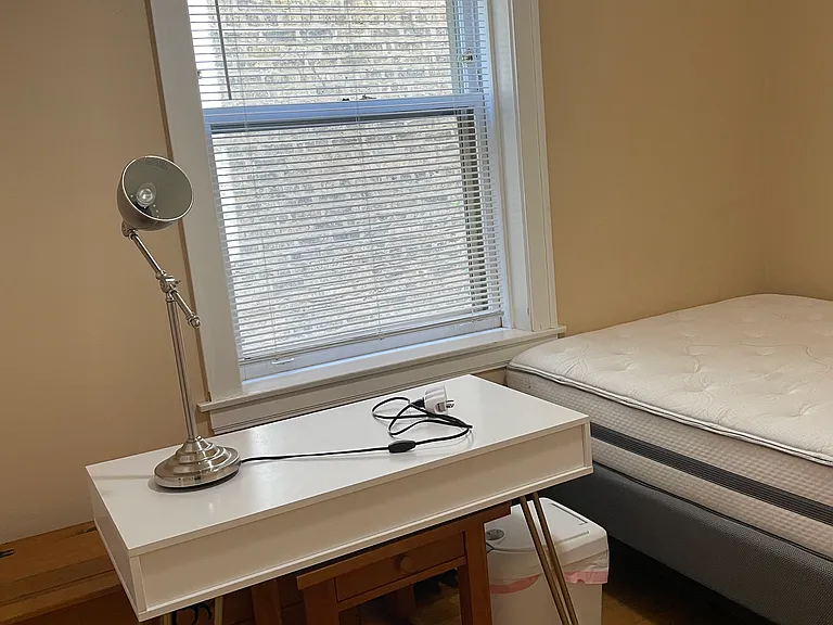 1105 Simpson St #1 — Photo 16