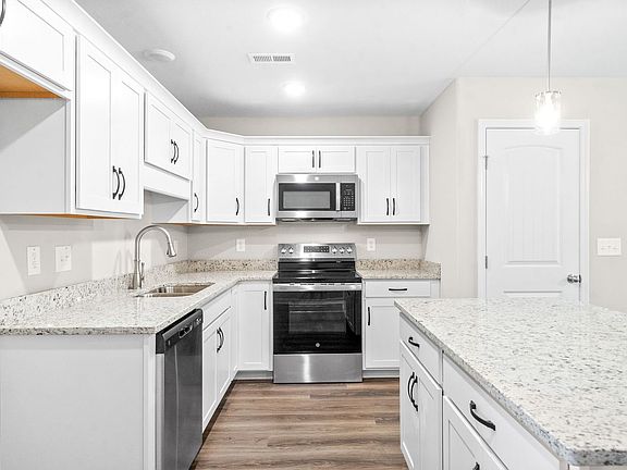 2nd image of 512 Edlin St #C