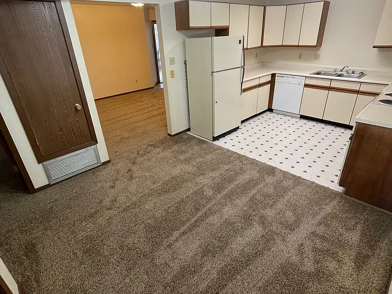 2949 Los Amigos Ct — Photo 19