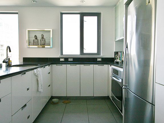 5th image of 1441 9th Ave Unit 1704