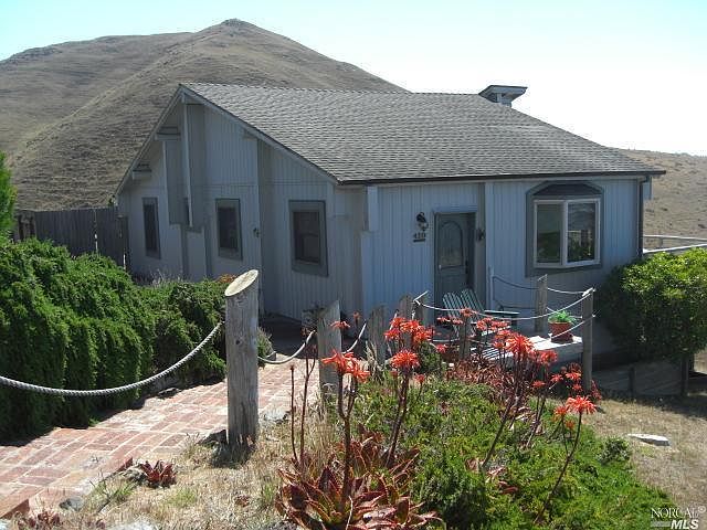 1st image of 410 Oceana Dr
