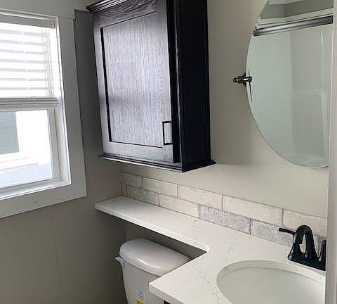 5th image of 1119 Periwinkle Way #121