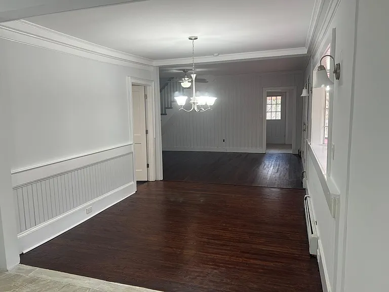 75 Manor Rd — Photo 9