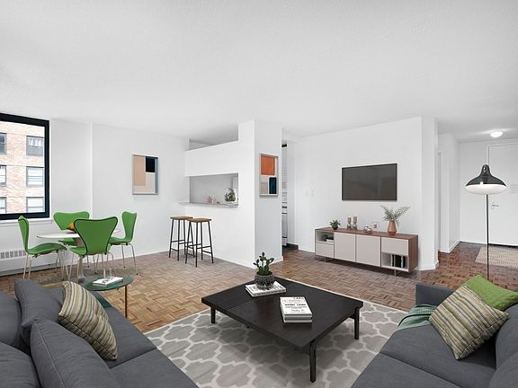5th image of 200 W 60th St APT 23B