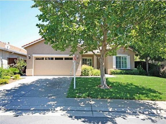 2nd image of 2810 Black Oak Dr