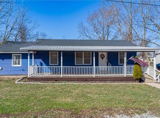 409 S Walnut St, Versailles, MO 65084