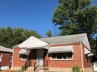 3966 Ashby Rd, Saint Ann, MO 63074