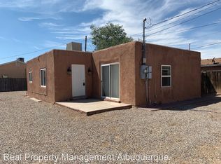 614 Claremont Ave NW, Albuquerque, NM 87107