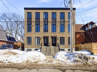 7 Gwynne Ave #B, Ottawa, ON K1Y 1X1