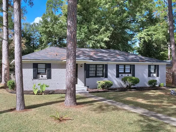 2009 Juniper Dr, Albany, GA 31721