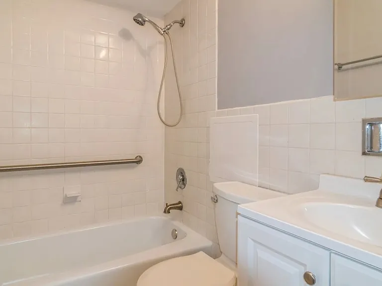 1227 S Harlem Ave #507 — Photo 2