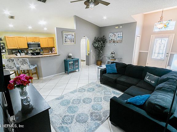 5th image of 2823 SOUTHAMPTON Drive