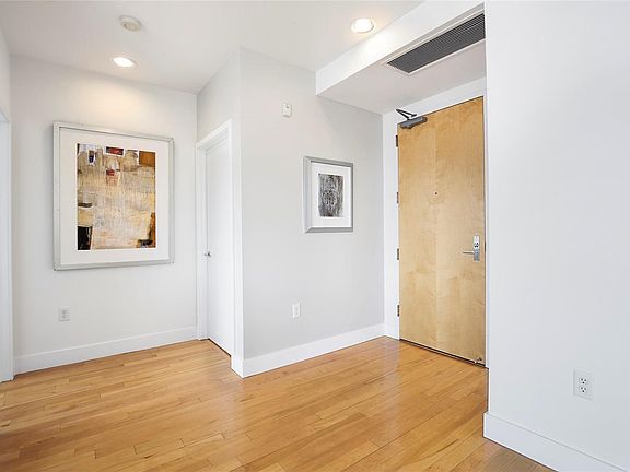 3rd image of 1401 Delgany St Unit 405