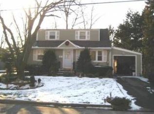 47 Mimi Rd, Old Bridge, NJ 08857