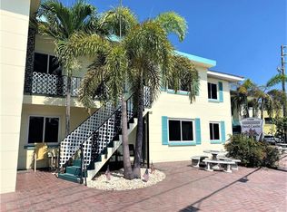 17688 Gulf Blvd #201, Saint Petersburg, FL 33708