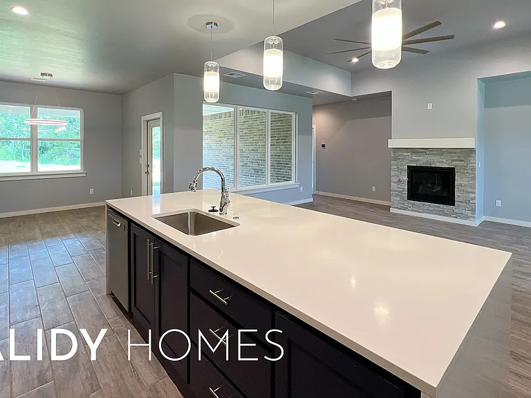 17611 Natalie Ct — Photo 10