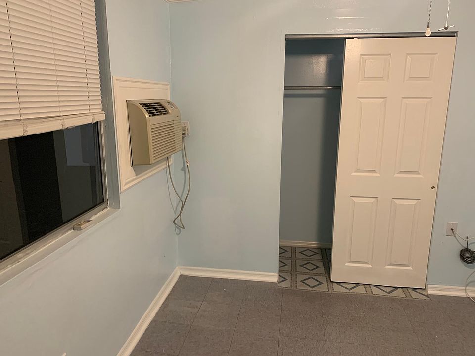 1st image of 3119 W Powhatan Ave