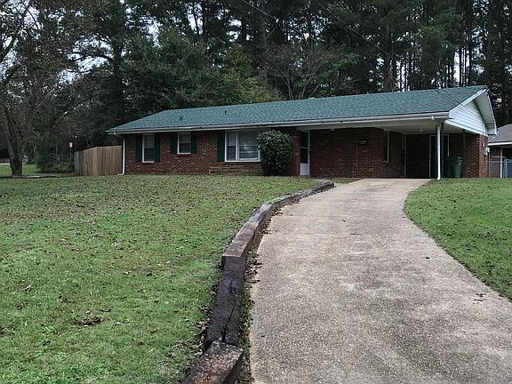 3rd image of 3901 Marquette Dr