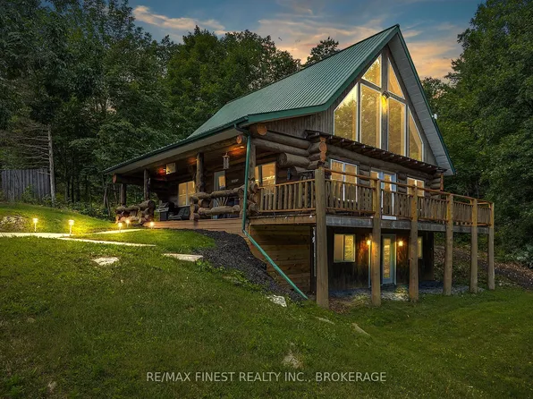 7679 Perth Rd, South Frontenac, ON K0H 2L0