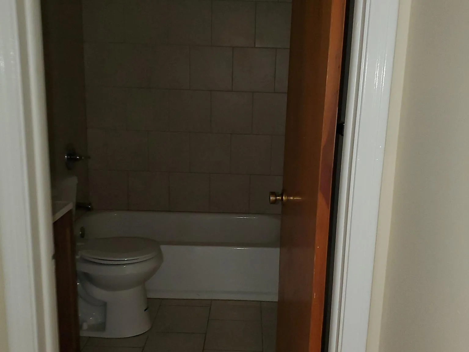 6127 N Whitham Dr — Photo 2