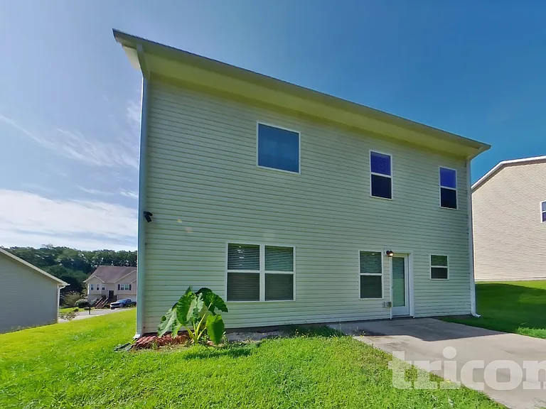 228 Arbor Dr — Photo 15