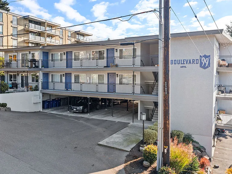 Boulevard 99 Apartments — Photo 5