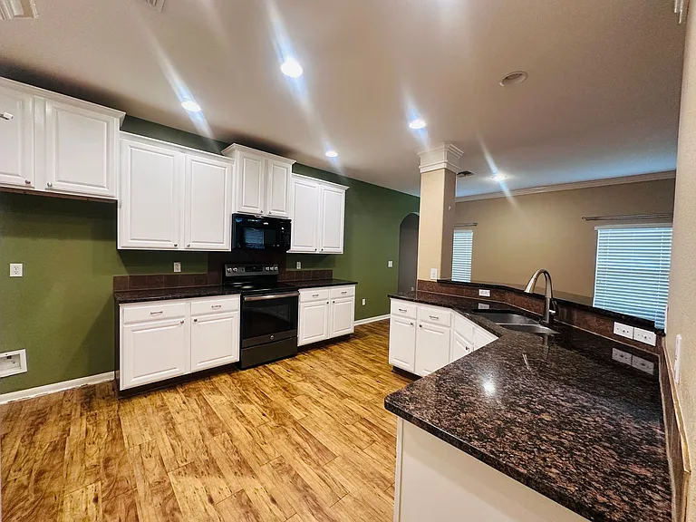 6017 Tapestry Dr — Photo 28