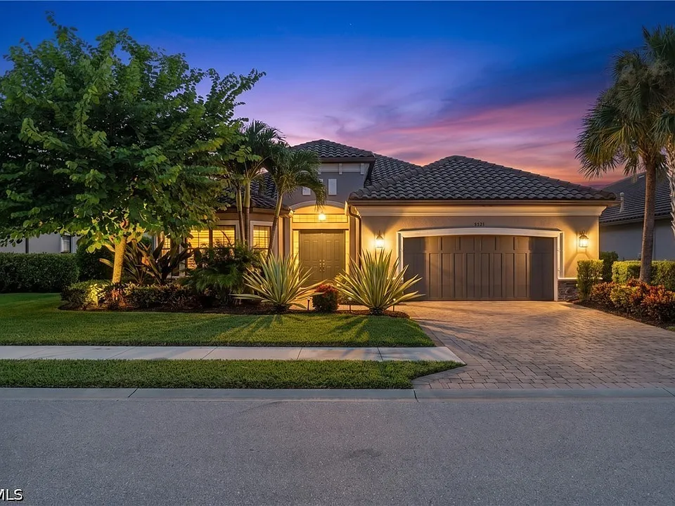 9235 Rialto Ln