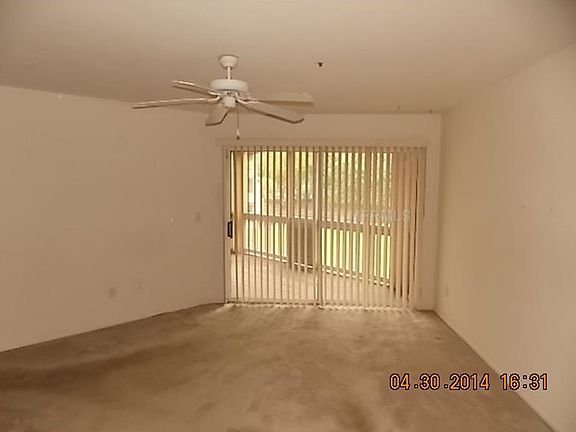 4th image of 486 N Pin Oak 212 Pl