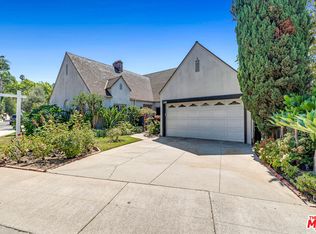 3141 La Suvida Dr, Los Angeles, CA 90068