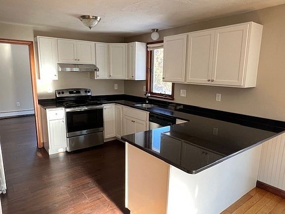 2nd image of 219 Fernwood Dr