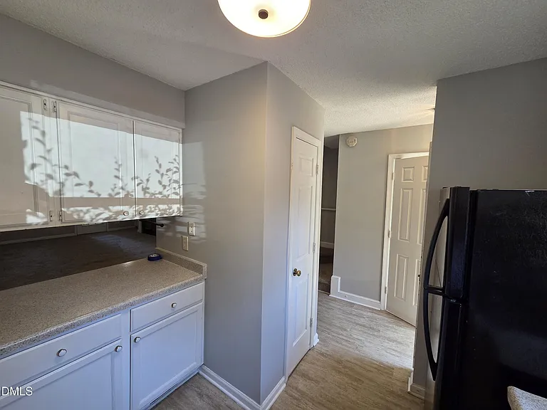 4425 Roller Ct — Photo 7