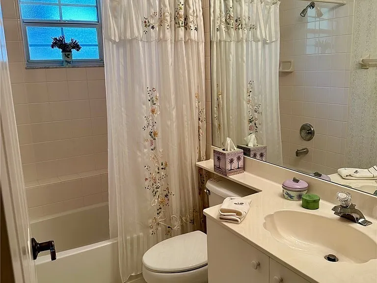 9304 Lake Abby Ln — Photo 11