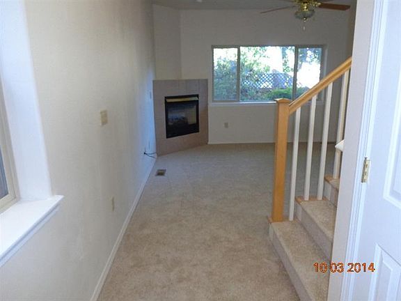 4th image of 2751 Parkwood Village Ln