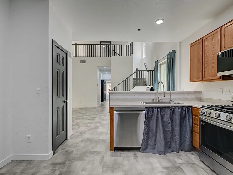 9929 Markhorn Ct — Photo 16