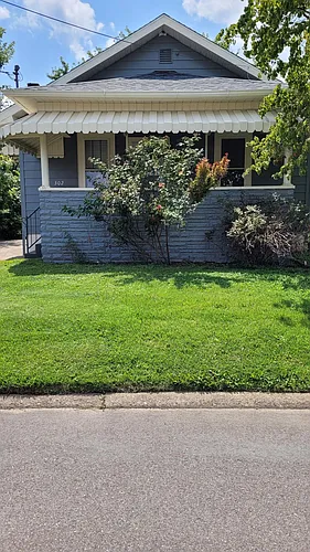 302 38th St Photo 1